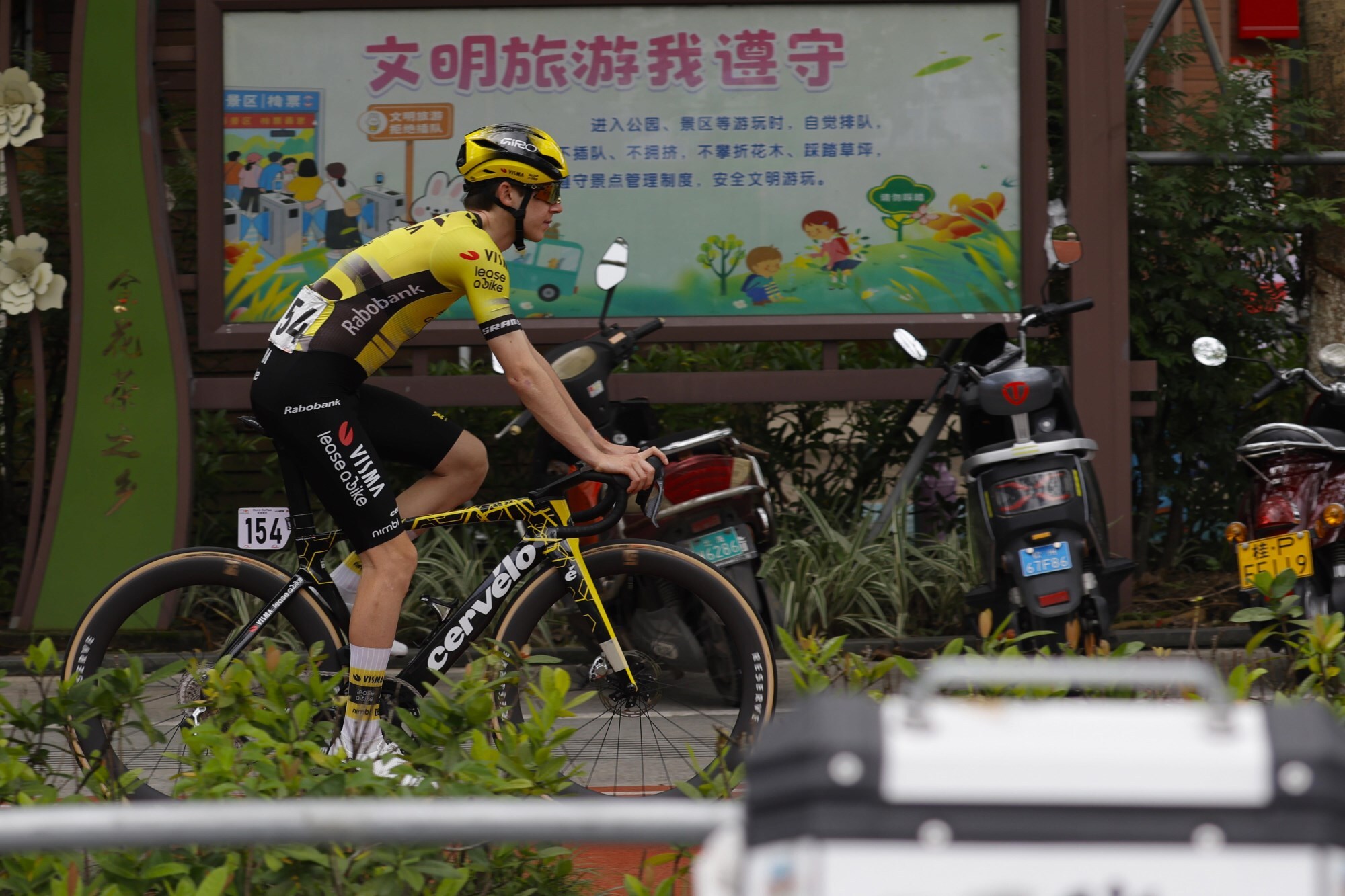 Fangchenggang - China- cycling - cyclisme - radsport - wielrennen - Tijmen Graat (NED Team Visma - Lease a Bike) pictured during the 6th Tour of Guangxi 2025 - Stage 1 - 14/10/2025 - Photo: Massimo Fulgenzi/SCA/Cor Vos 2025