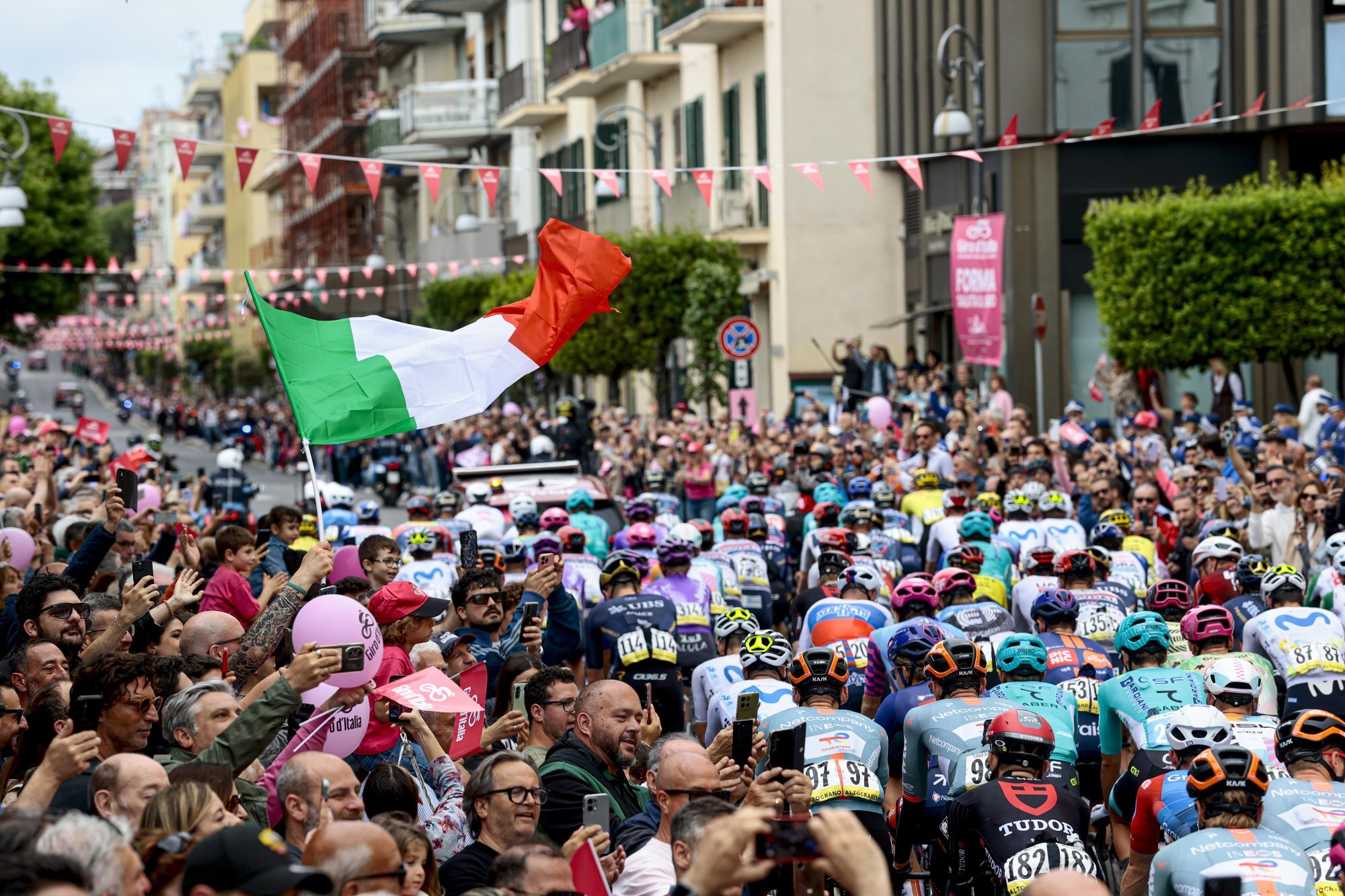 Team Visma | Lease a Bike | Liveblog Giro d'Italia: Vingegaard wins&hellip;