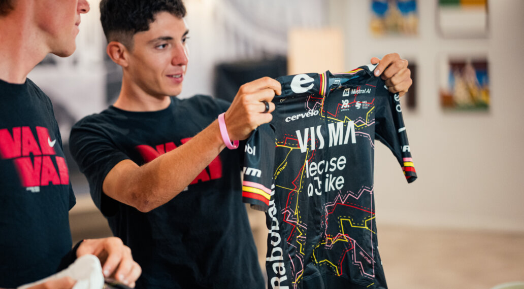 Woven Into History: the campaign behind a historic Giro victory