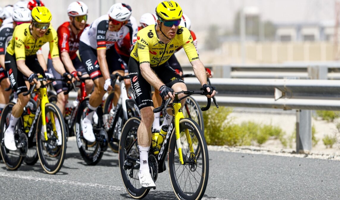 Liveblog: Volg hier de ingekorte openingsetappe van de UAE Tour