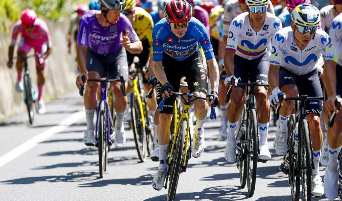 Team Visma | Lease a Bike shows alertness in twelfth stage Giro d’Italia