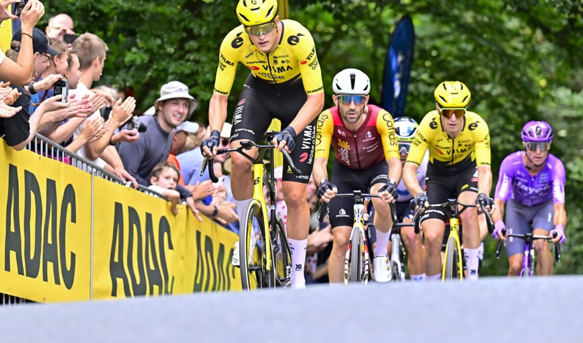 Team Visma | Lease a Bike toont aanvallende intenties in ADAC Cyclassics