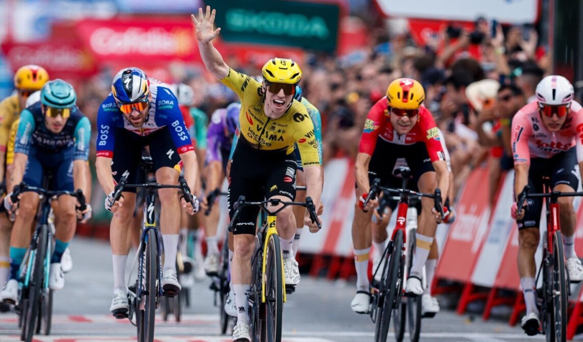 Brennan knalt naar vijfde ritzege in Vuelta a España en mijlpaal Team Visma | Lease a Bike