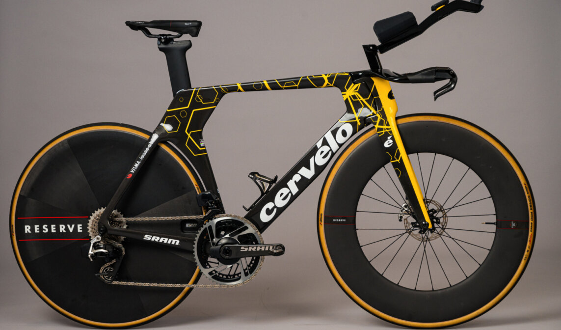 Discover the Cervélo P5, Team Visma | Lease a Bike's time trial bike