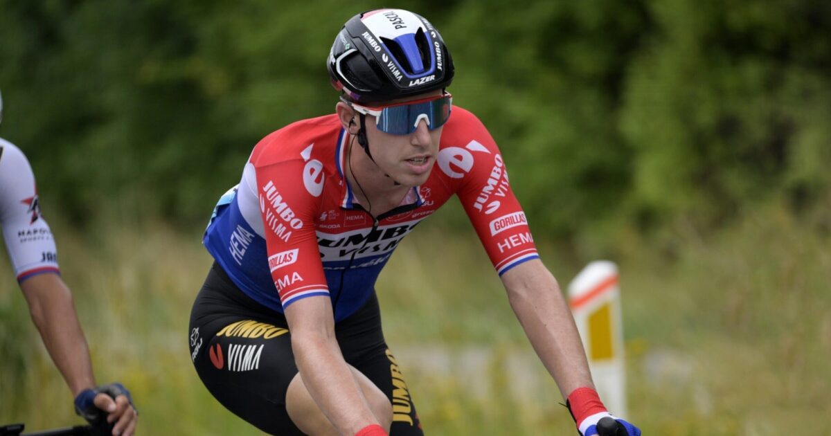 CORVOS_00028470-074-2.jpg?