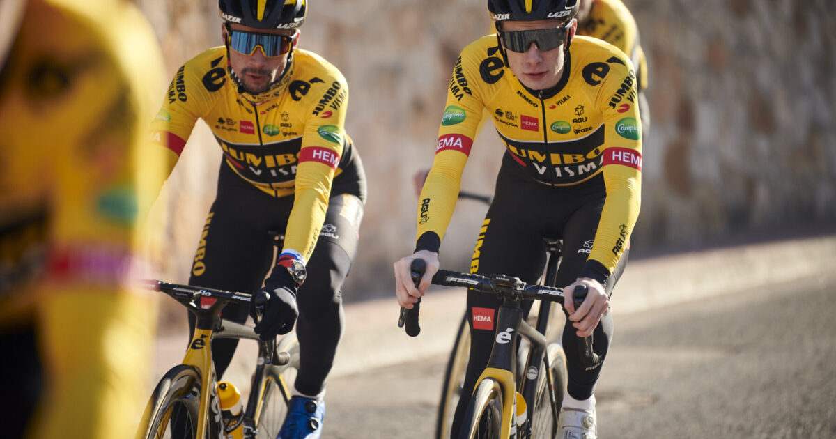 Tenue-World-Tour-mannen-2022-2