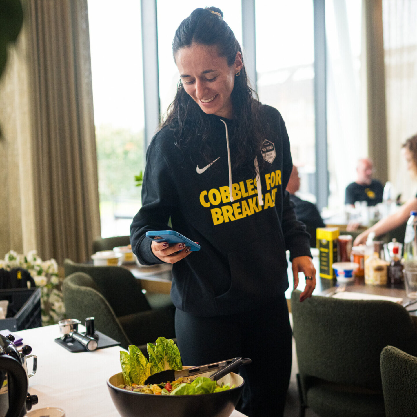 Nike hoodie women - Cobbles for breakfast
