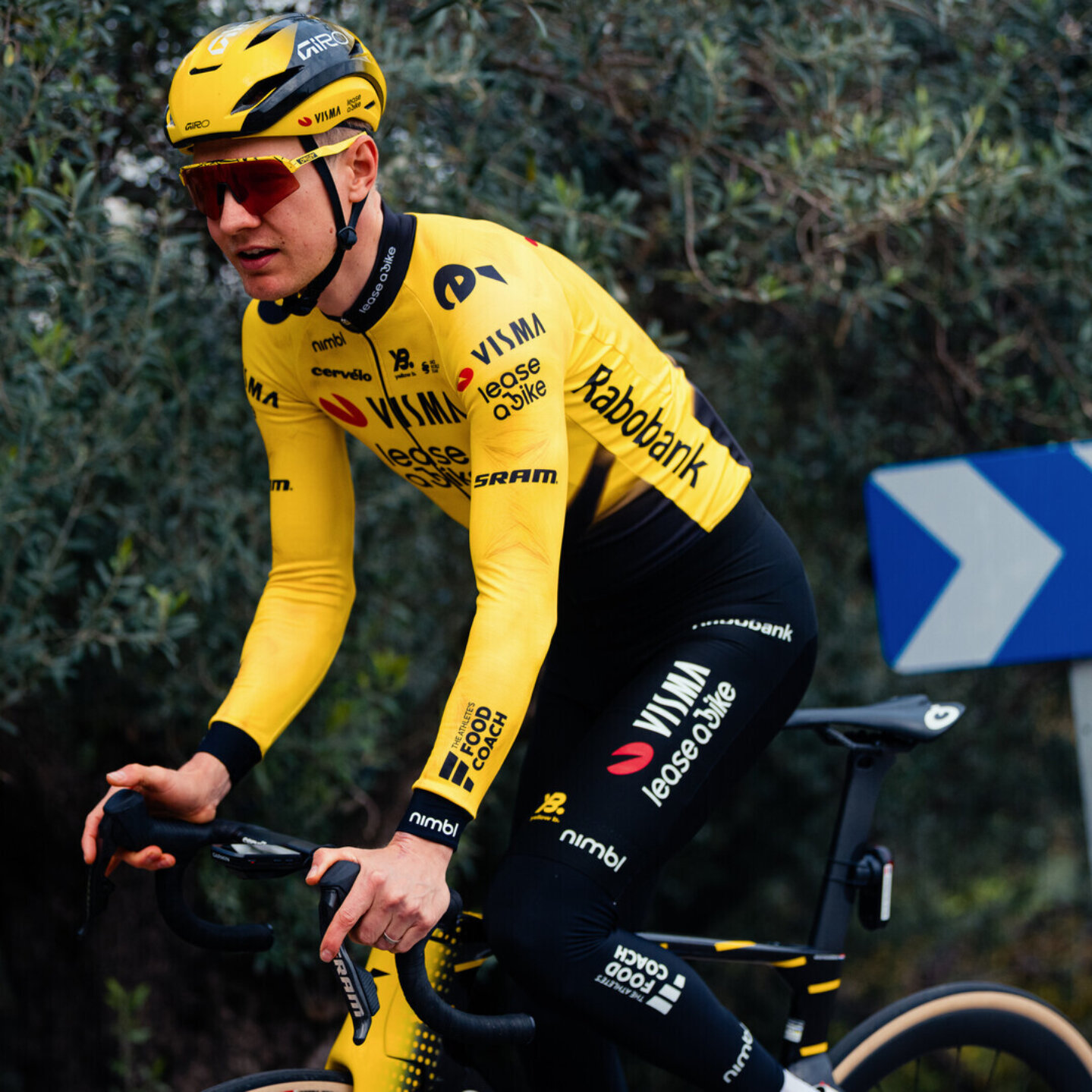 Long-sleeve cycling jersey men 2026 - Team Visma | Lease a Bike