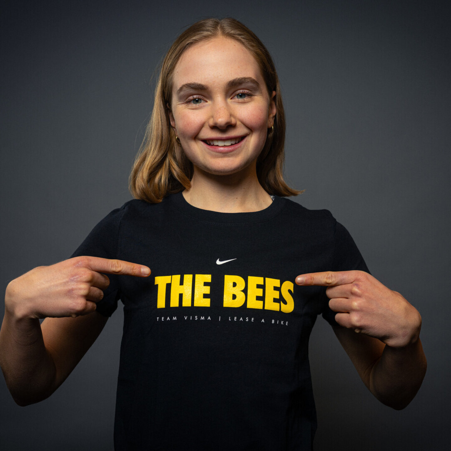 Nike casual T-shirt women - The Bees