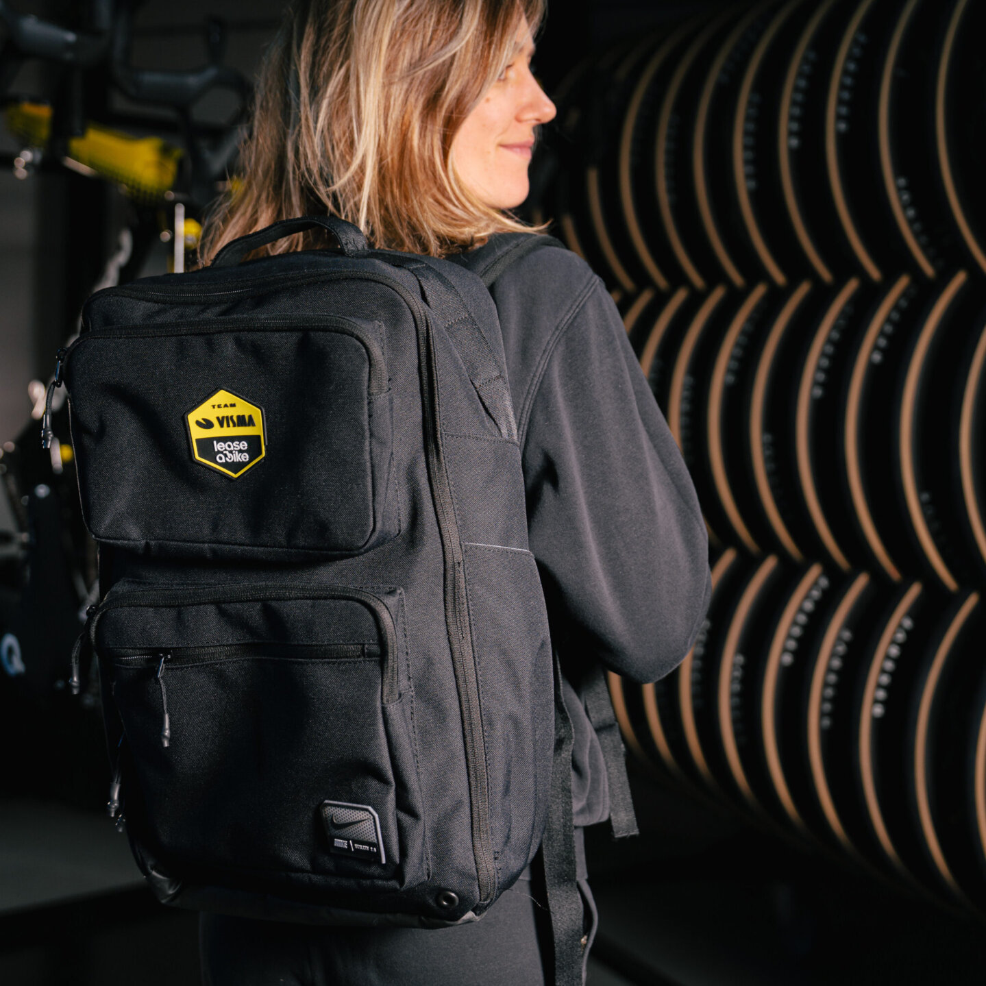 Nike rugtas - Team Visma | Lease a Bike