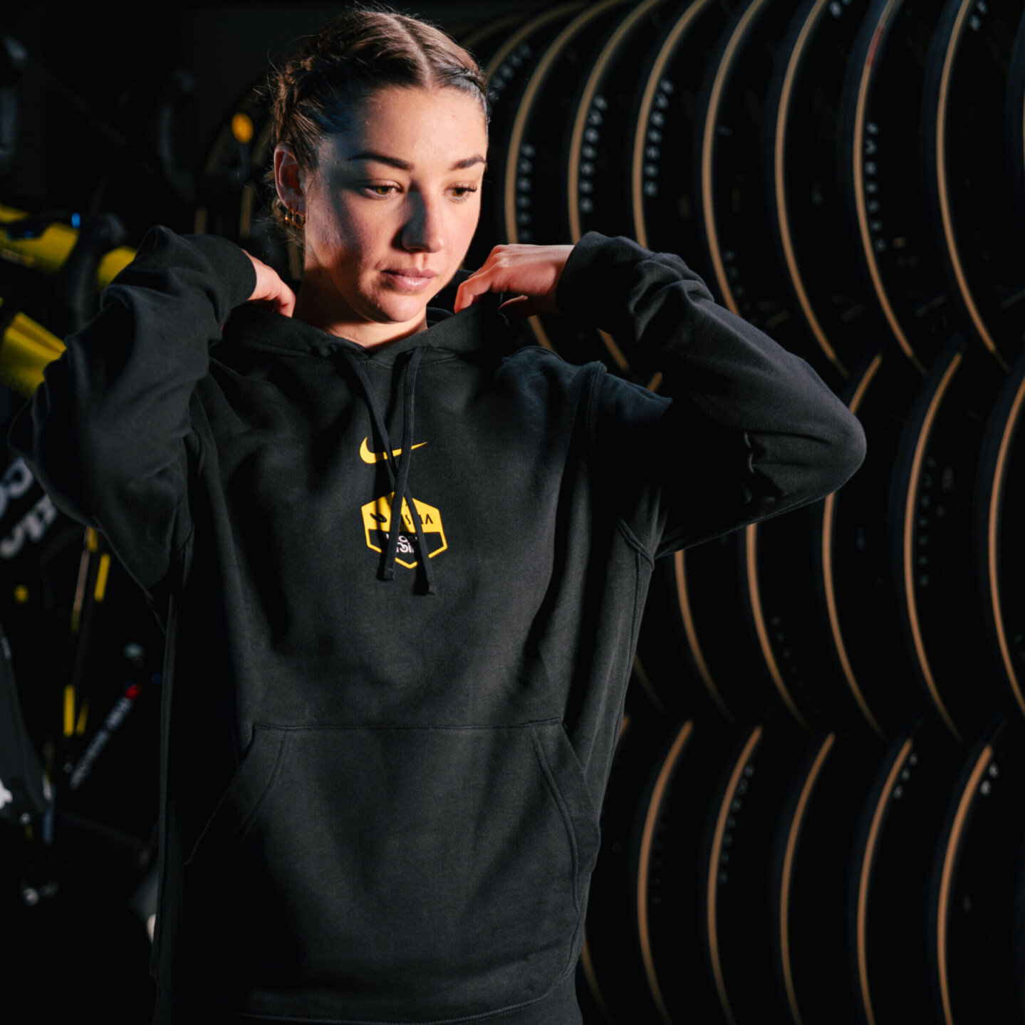 Nike hoodie women - Team Visma | Lease a bike