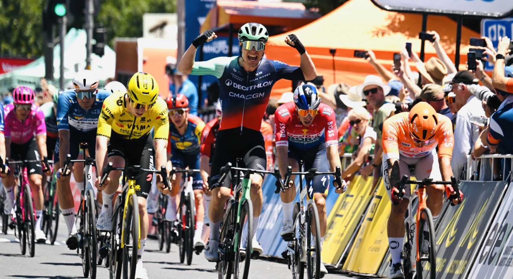 Brennan narrowly misses out on victory in first stage of Tour Down Under	