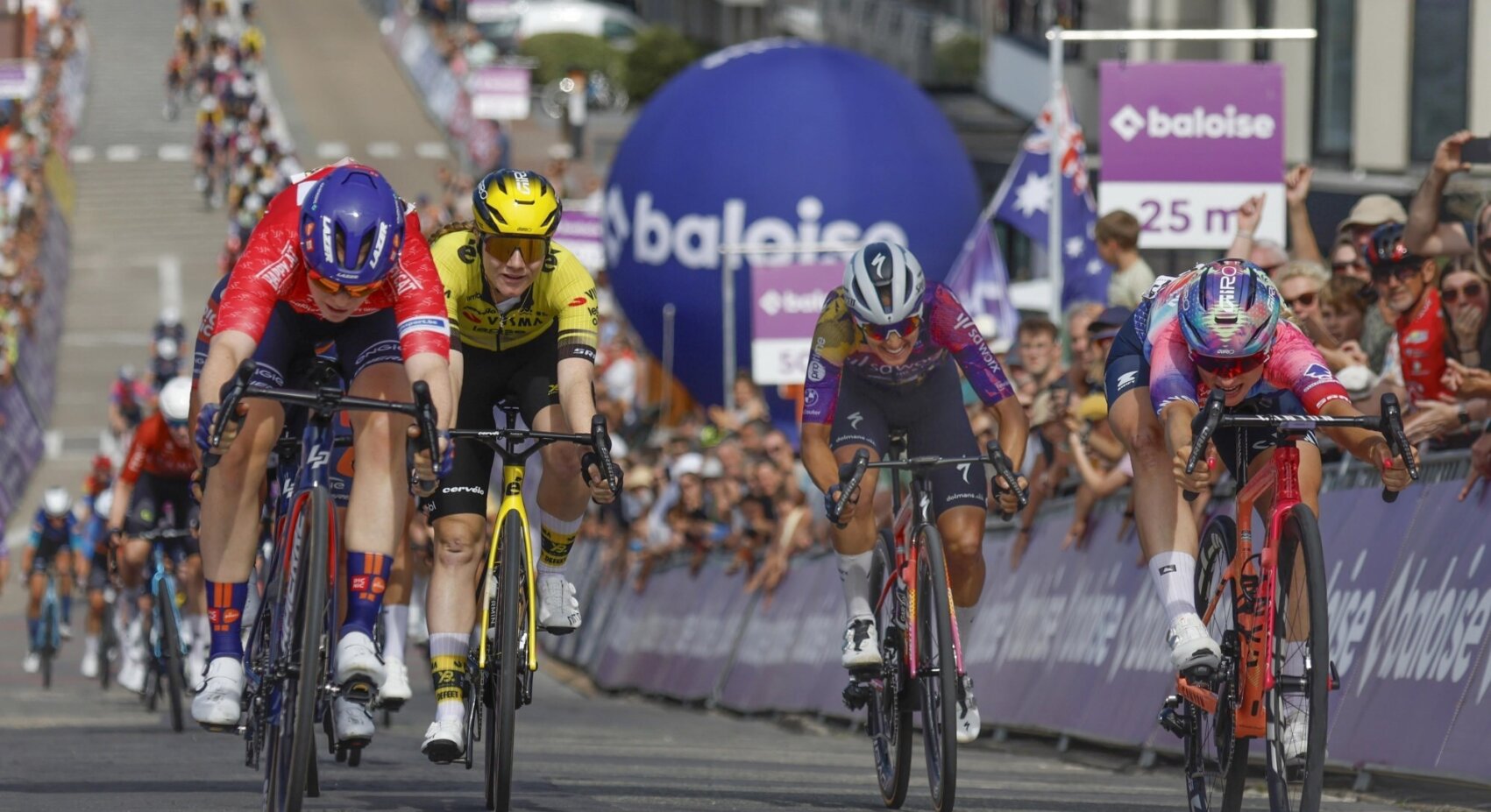 Veenhoven sprints to podium finish in first stage Baloise Ladies Tour	