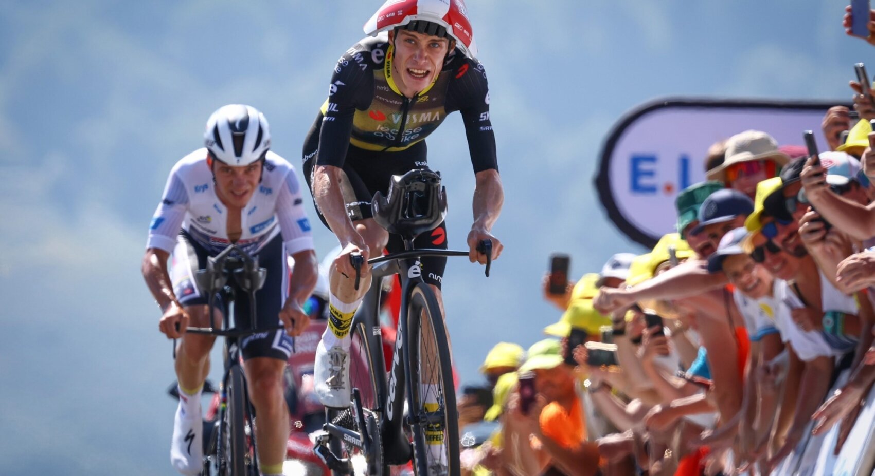 Vingegaard en Jorgenson rijden sterke tijdrit in dertiende etappe Tour de France	