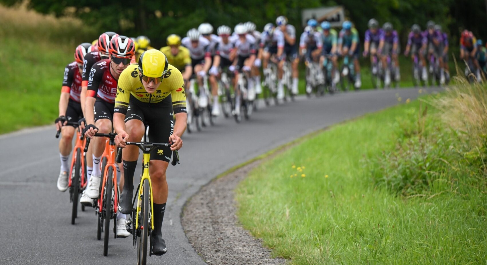 Geen hoofdrol voor Team Visma | Lease a Bike in zware finale van tweede etappe Ronde van Polen	