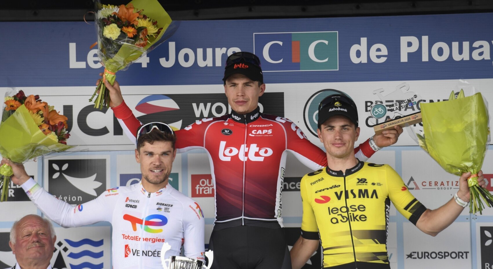 Impressive Kooij just beaten in Bretagne Classic	