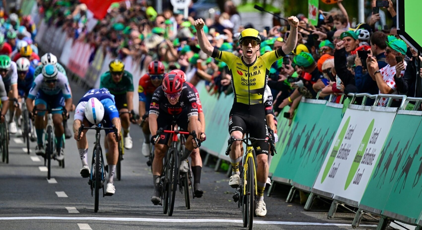 Brennan bezorgt Team Visma | Lease a Bike derde opeenvolgende zege in Tour of Britain	