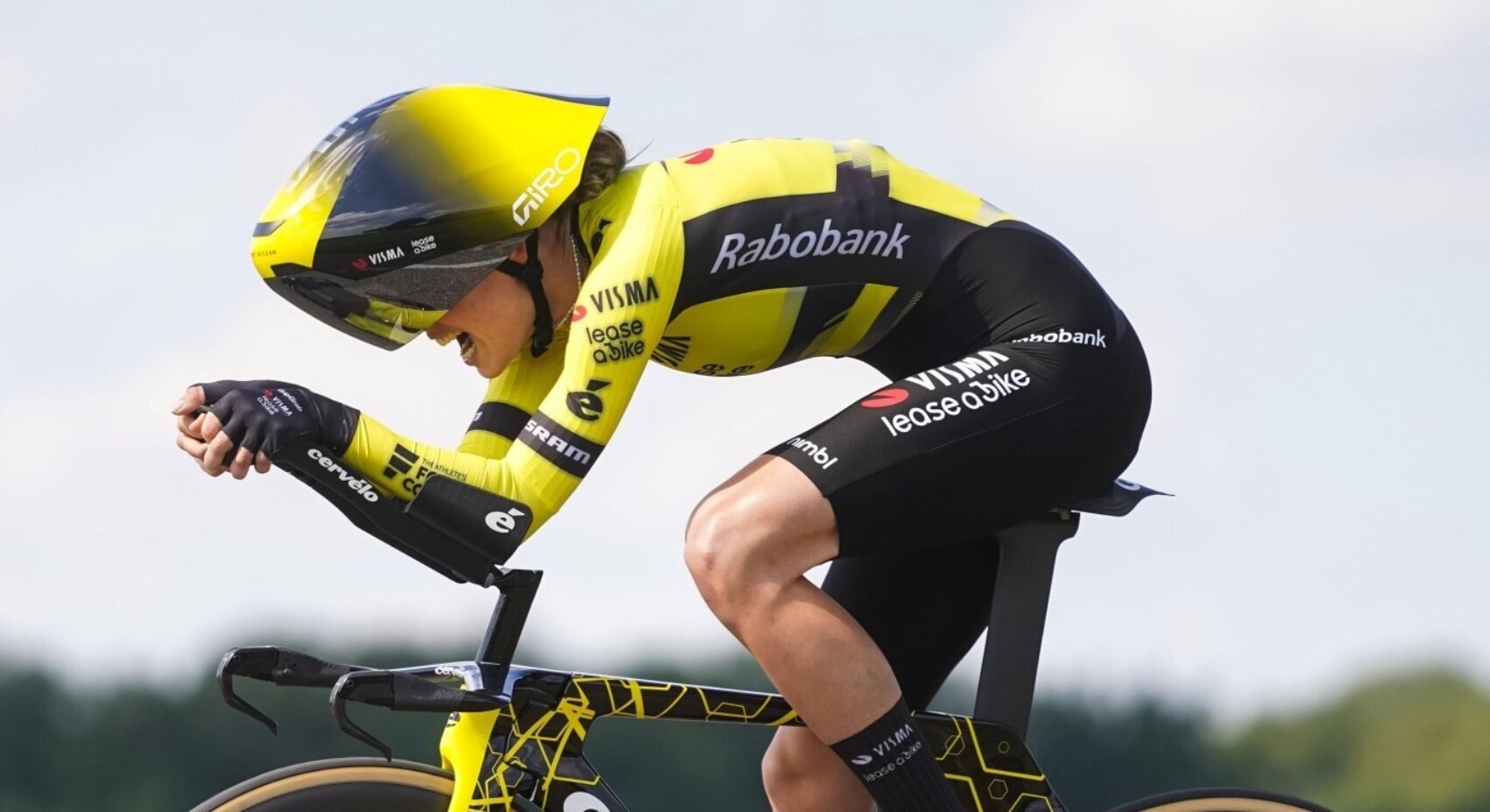 Nooijen wint Chrono Féminin de Gatineau, Vigié mee op het podium	