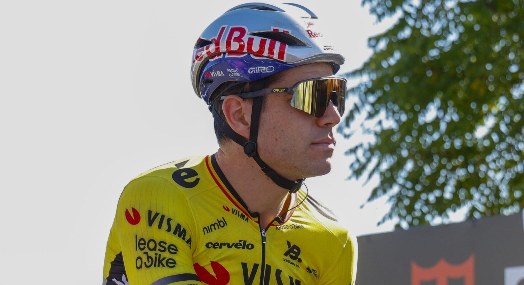 Van Aert en Benoot eindigen net buiten top tien in GP de Québec	