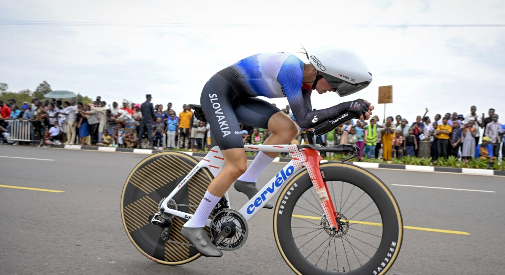 Liveblog: Viktória Chladoňová takes silver in women's U23 time trial world championships	