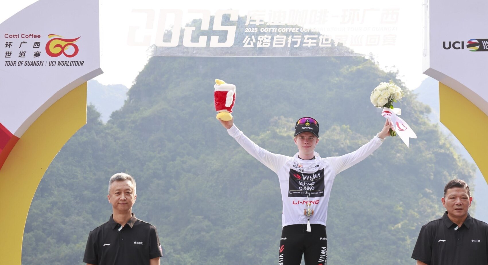 Team Visma | Lease a Bike ends Tour of Guangxi with team - and young rider classification victories	