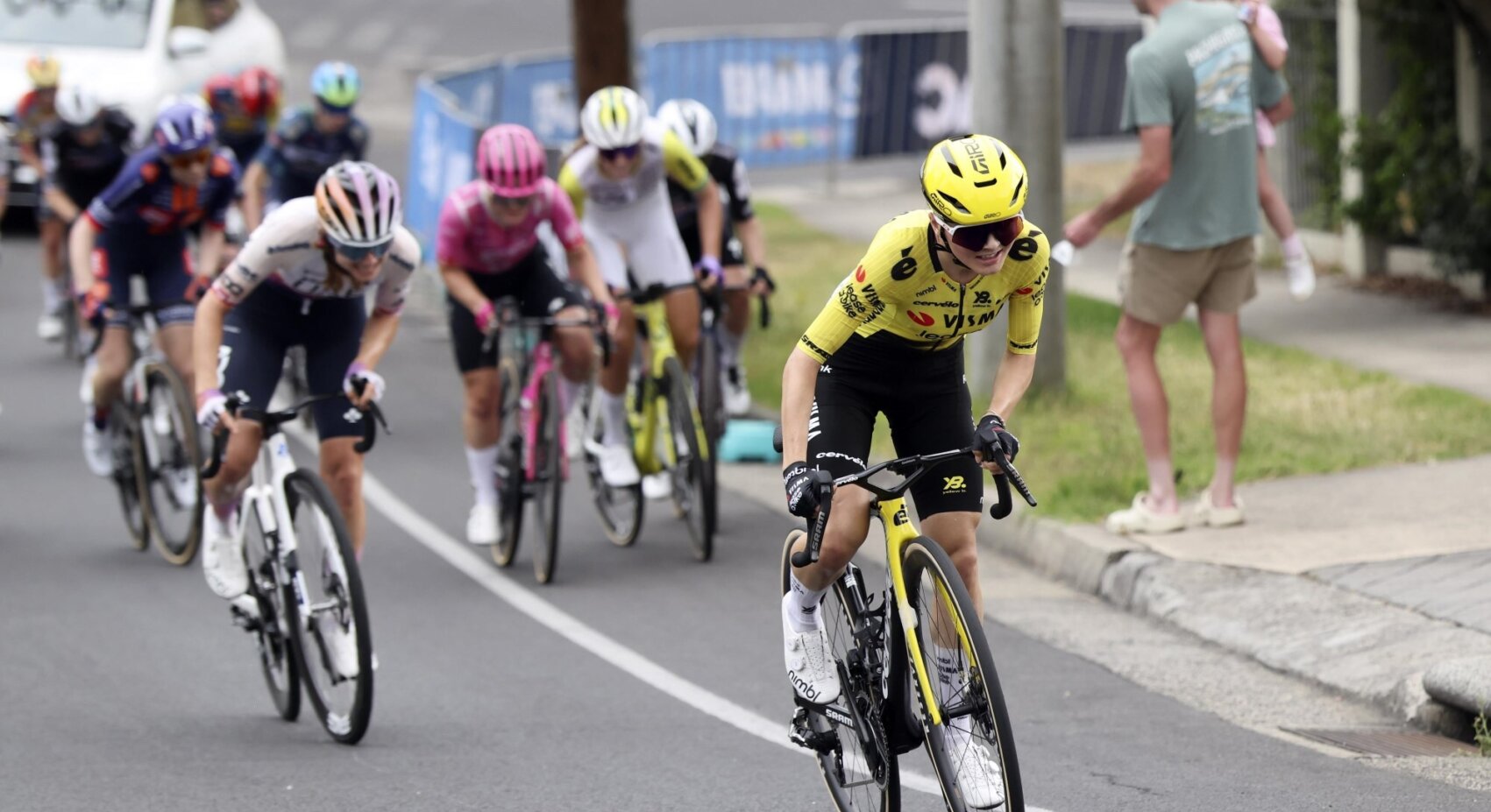 Team Visma | Lease a Bike toont aanvallende intenties in Cadel Evans Great Ocean Road Race	