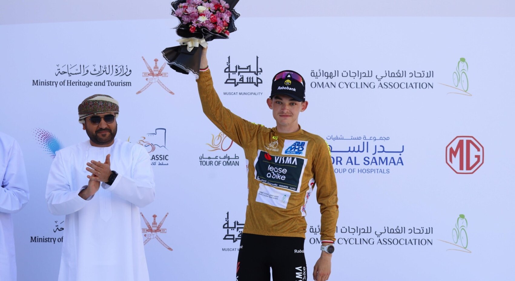 Team Visma | Lease a Bike besluit Tour of Oman met gouden trui voor Goszczurny	