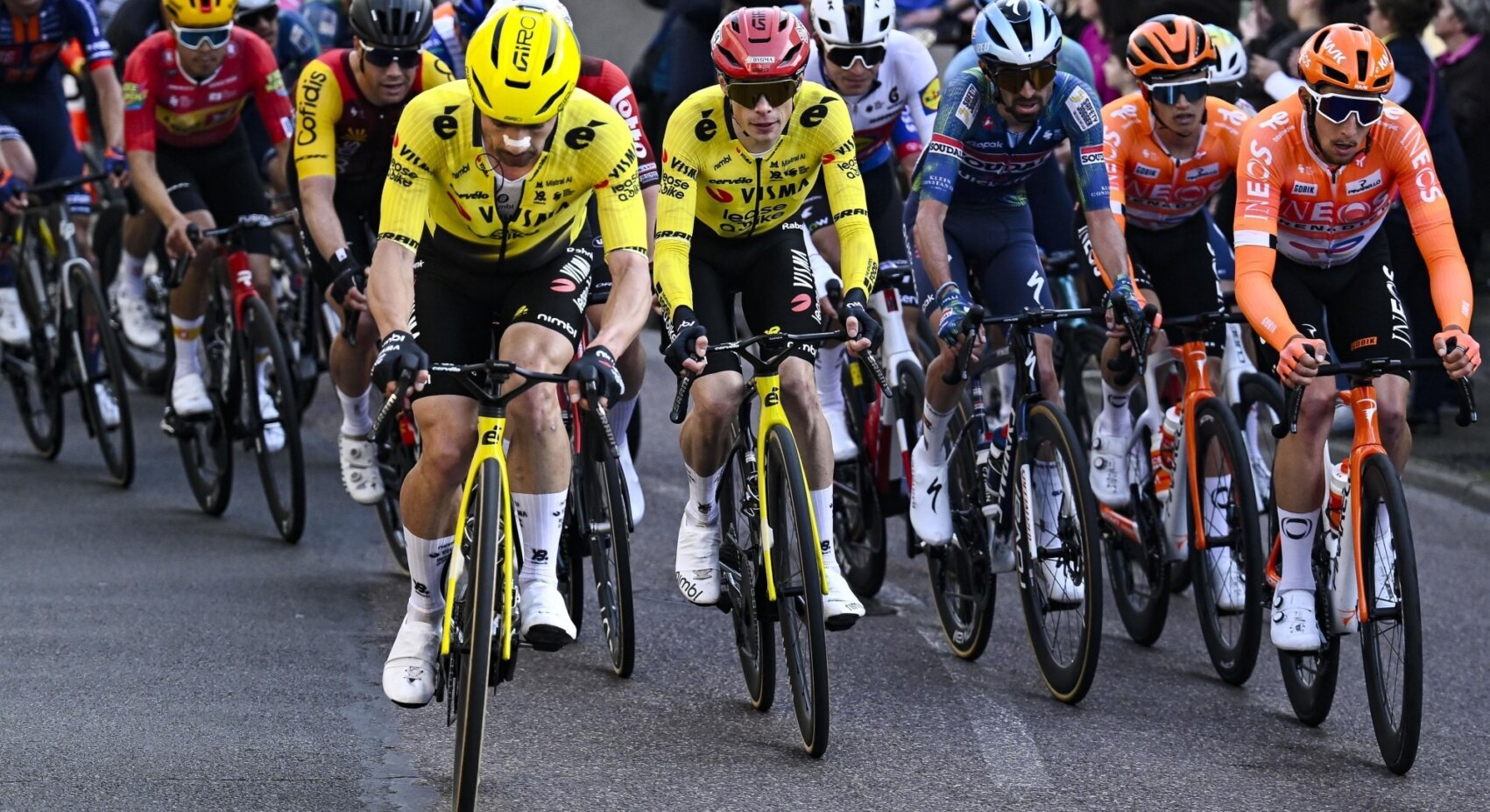 Zingle ninth in opening stage of Paris–Nice, Vingegaard has a good start of his season	