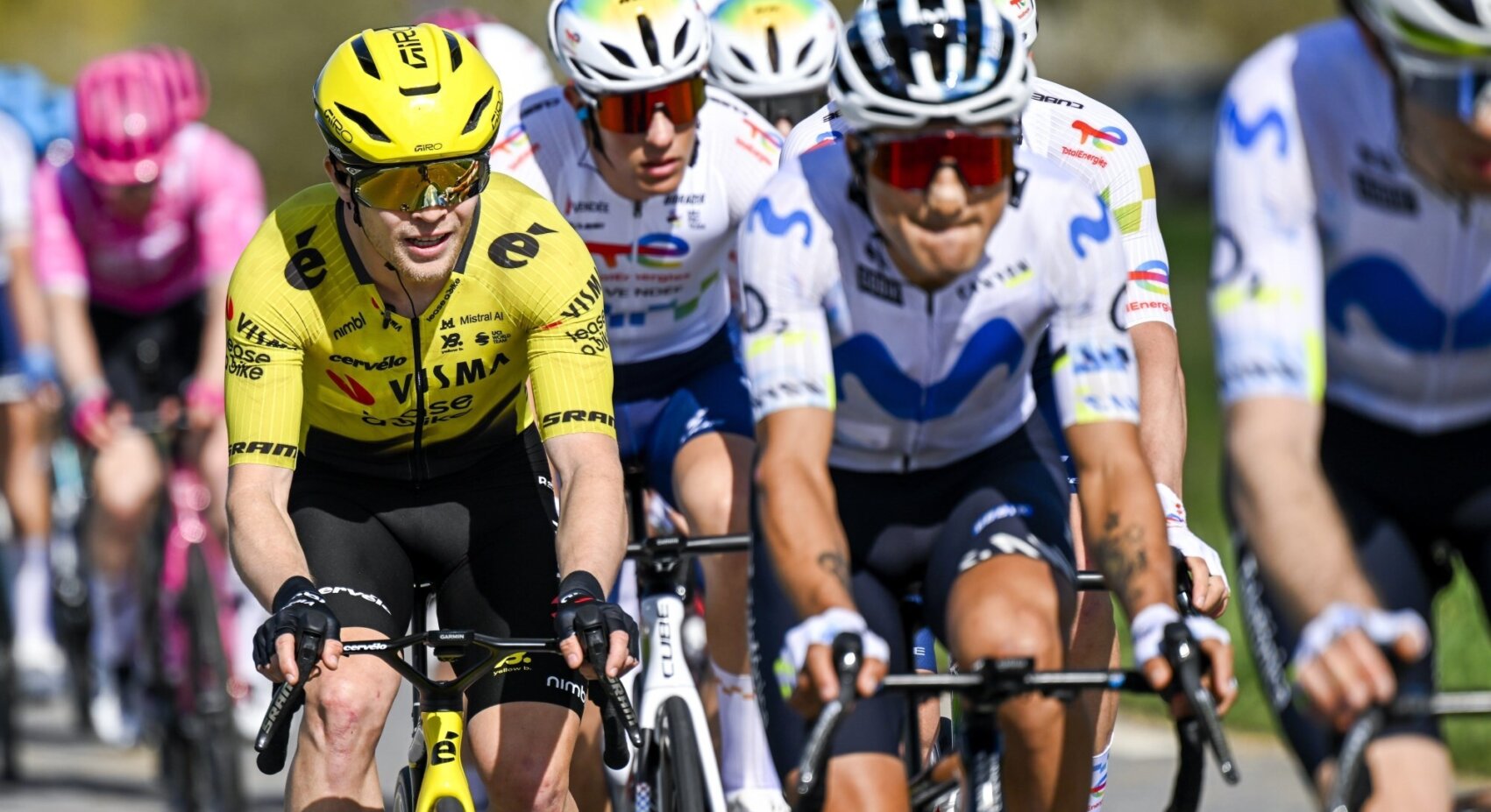 Team Visma | Lease a Bike blijft uit de problemen in tweede etappe Parijs-Nice	