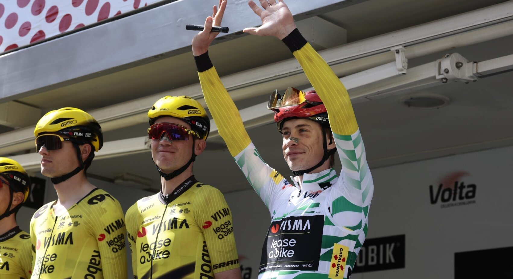 Liveblog: Strong Vingegaard resists attacks and wins Volta a Catalunya!