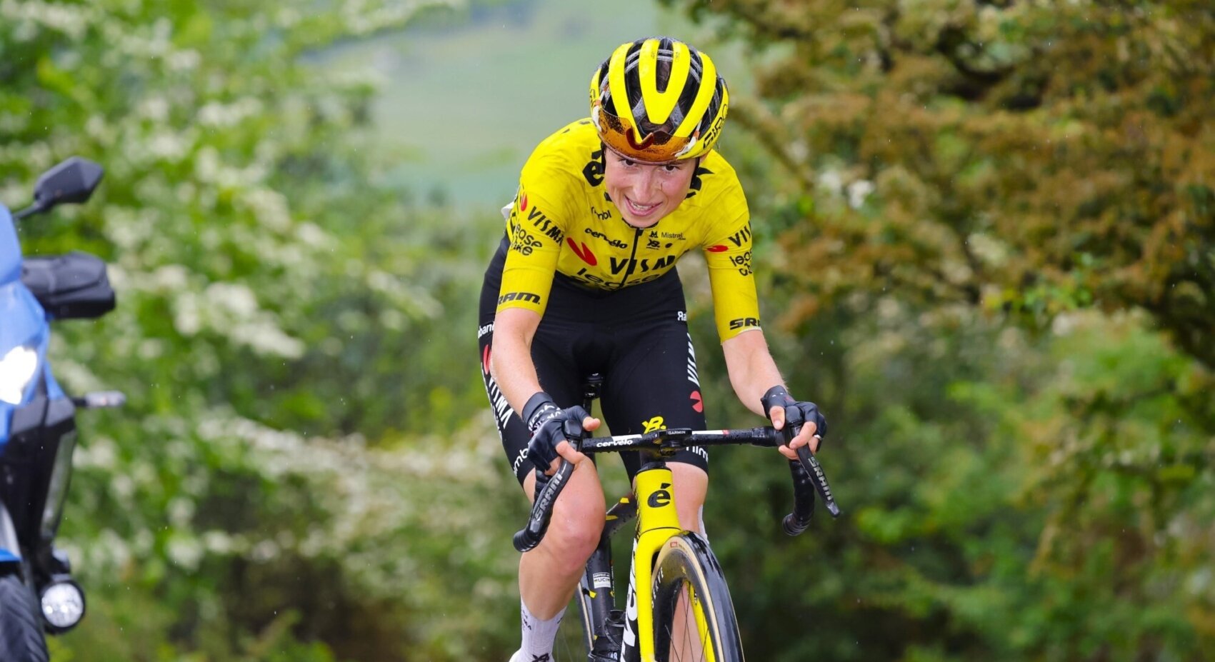 Bunel grijpt jongerentrui na indrukwekkende prestatie in zesde etappe La Vuelta Femenina	