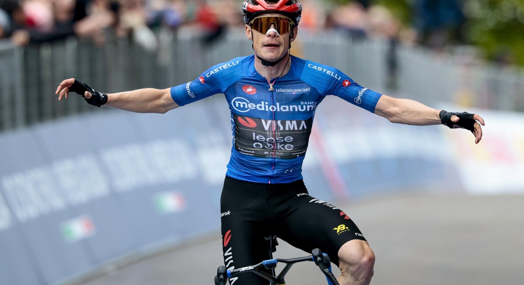 Vingegaard claims 50th victory on Corno alle Scale	