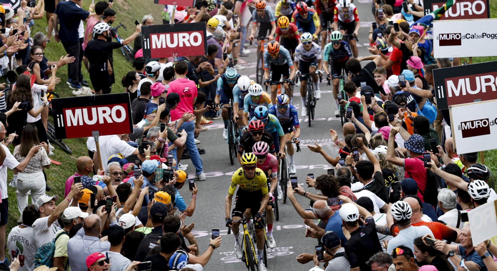 Team Visma | Lease a Bike sets sights on demanding final Giro d’Italia weekend	