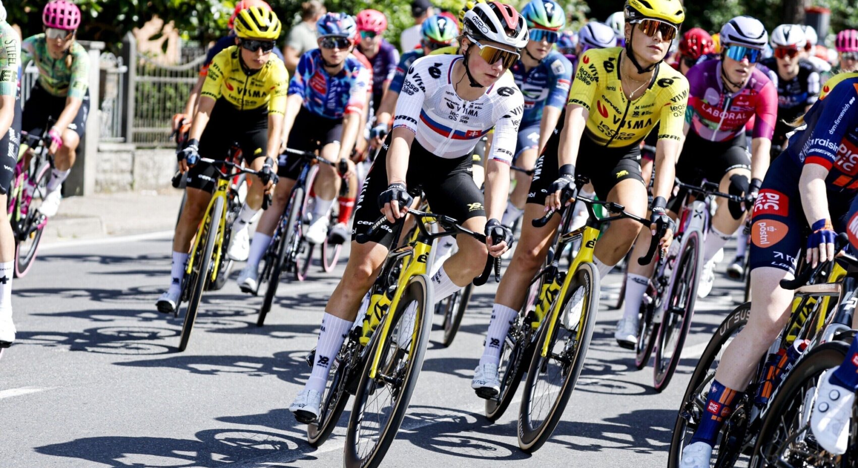 Nerveuze eerste etappe voor Team Visma | Lease a Bike in Giro d’Italia Women	