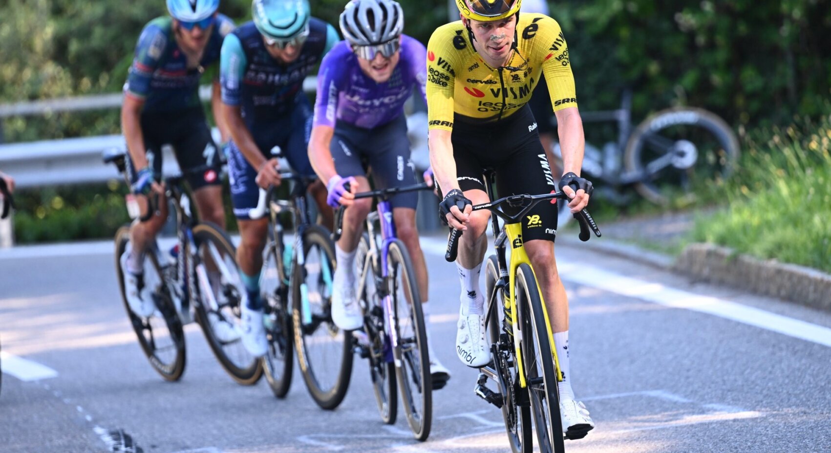 Lemmen beloont zichzelf met podiumplaats na ijzersterke prestatie in tweede etappe Ronde van Zwitserland
