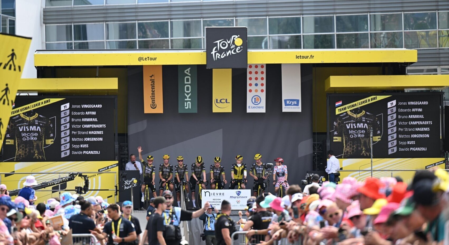 Team Visma | Lease a Bike houdt zich gedeisd in sprintgeweld twaalfde etappe