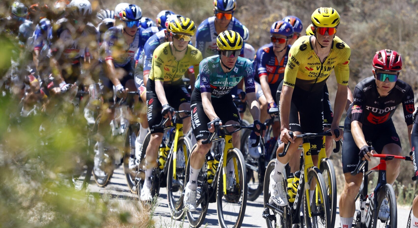 Brennan verliest leiderstrui in tweede etappe Vuelta a Burgos	
