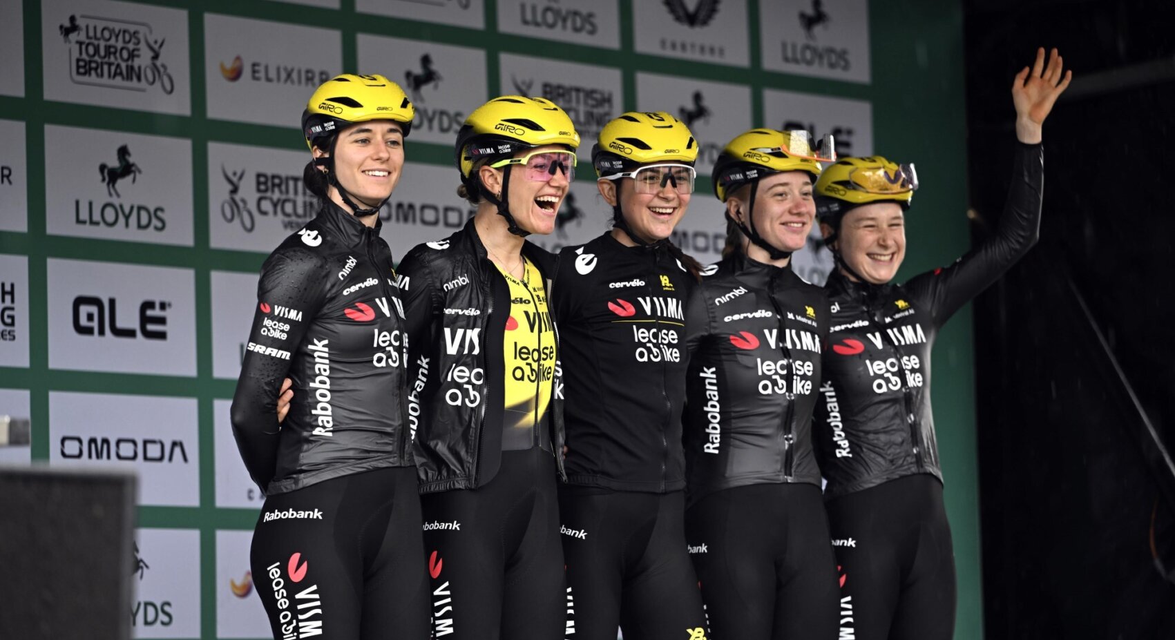 Veenhoven sprint naar vierde plaats in chaotische tweede etappe Tour of Britain
