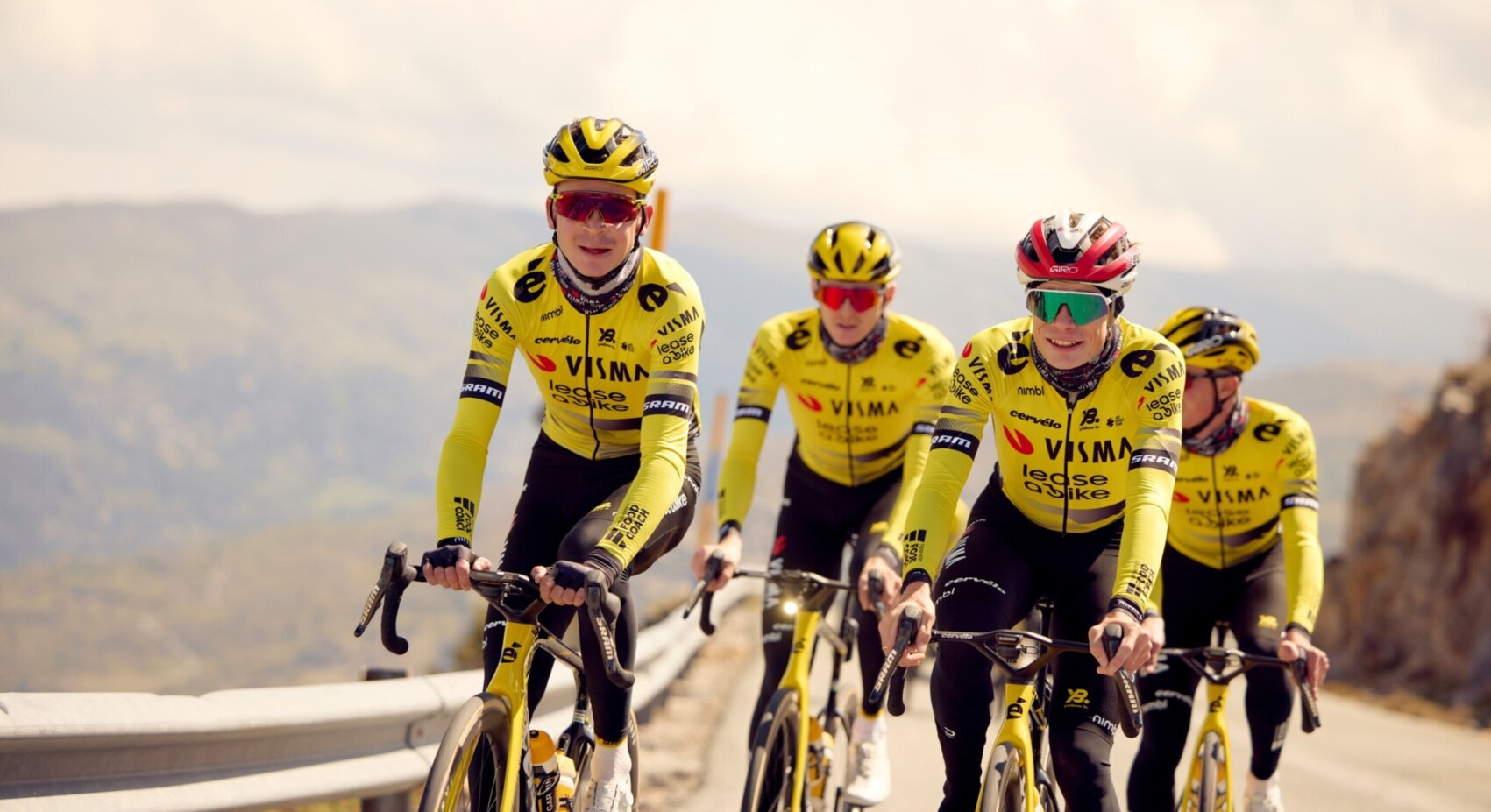 Sign up for the Fan Peloton's Strava club	