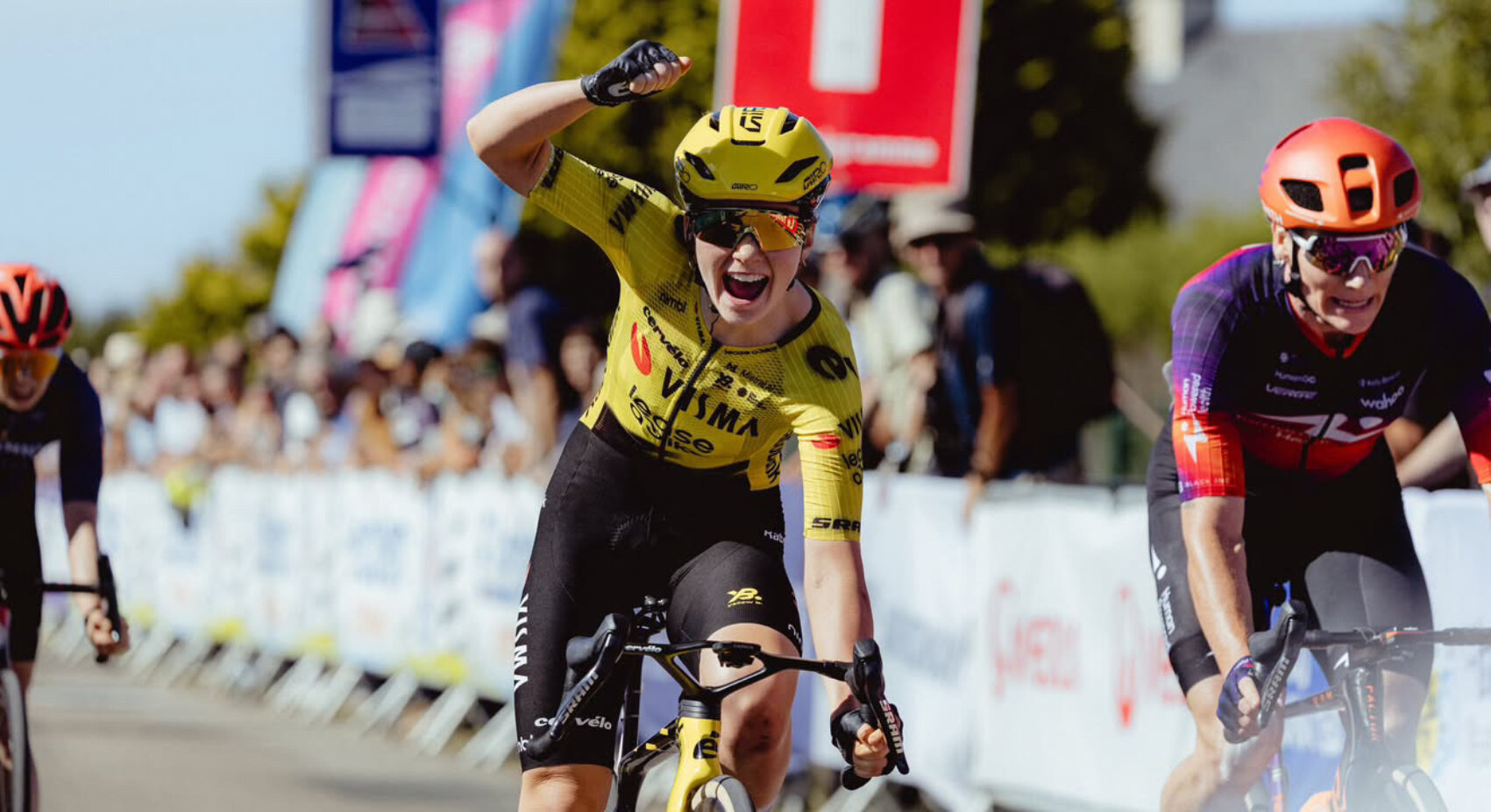 Van Dam sprint naar eerste profzege in Finistère Ladies Classic