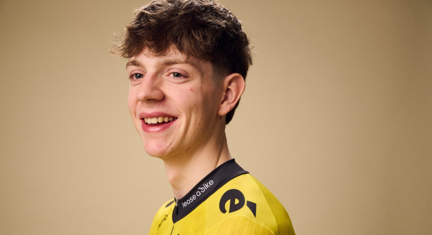 Rowe sprints convincingly to victory in fourth stage of Alpes Isère Tour	
