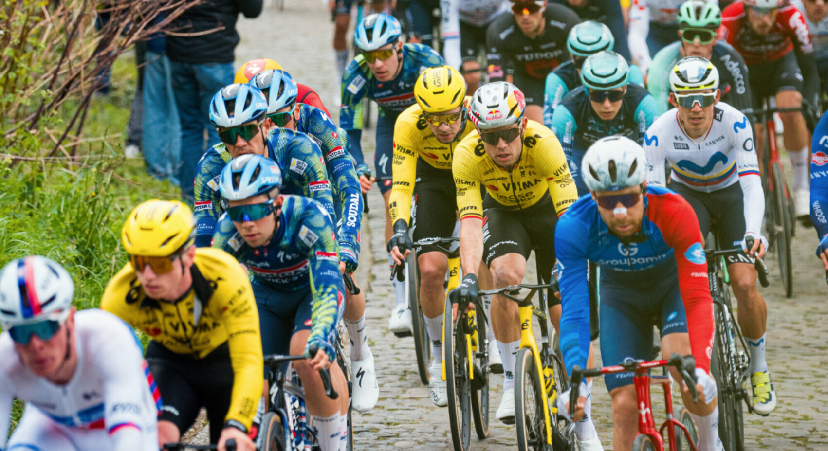 Liveblog: vierde plaats voor Van Aert in 110e editie Ronde van Vlaanderen	