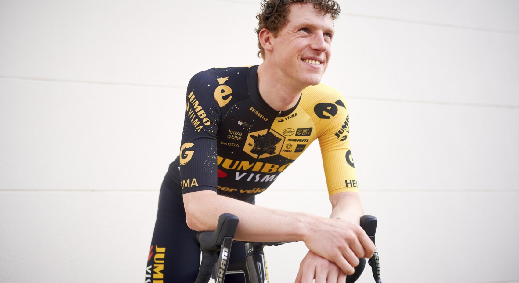 Inside the Peloton: Stuur je vragen in voor de Q&A met oud-profwielrenner Nathan Van Hooydonck!	