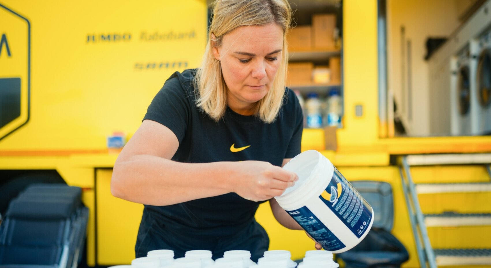 Is de rustdag ook écht een rustdag? Niet voor iedereen van Team Visma | Lease a Bike	