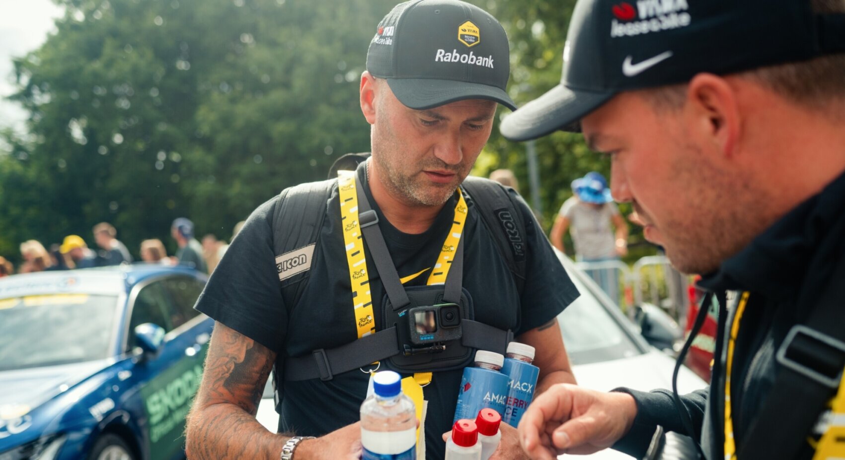 A day in the life of a Team Visma | Lease a Bike soigneur	