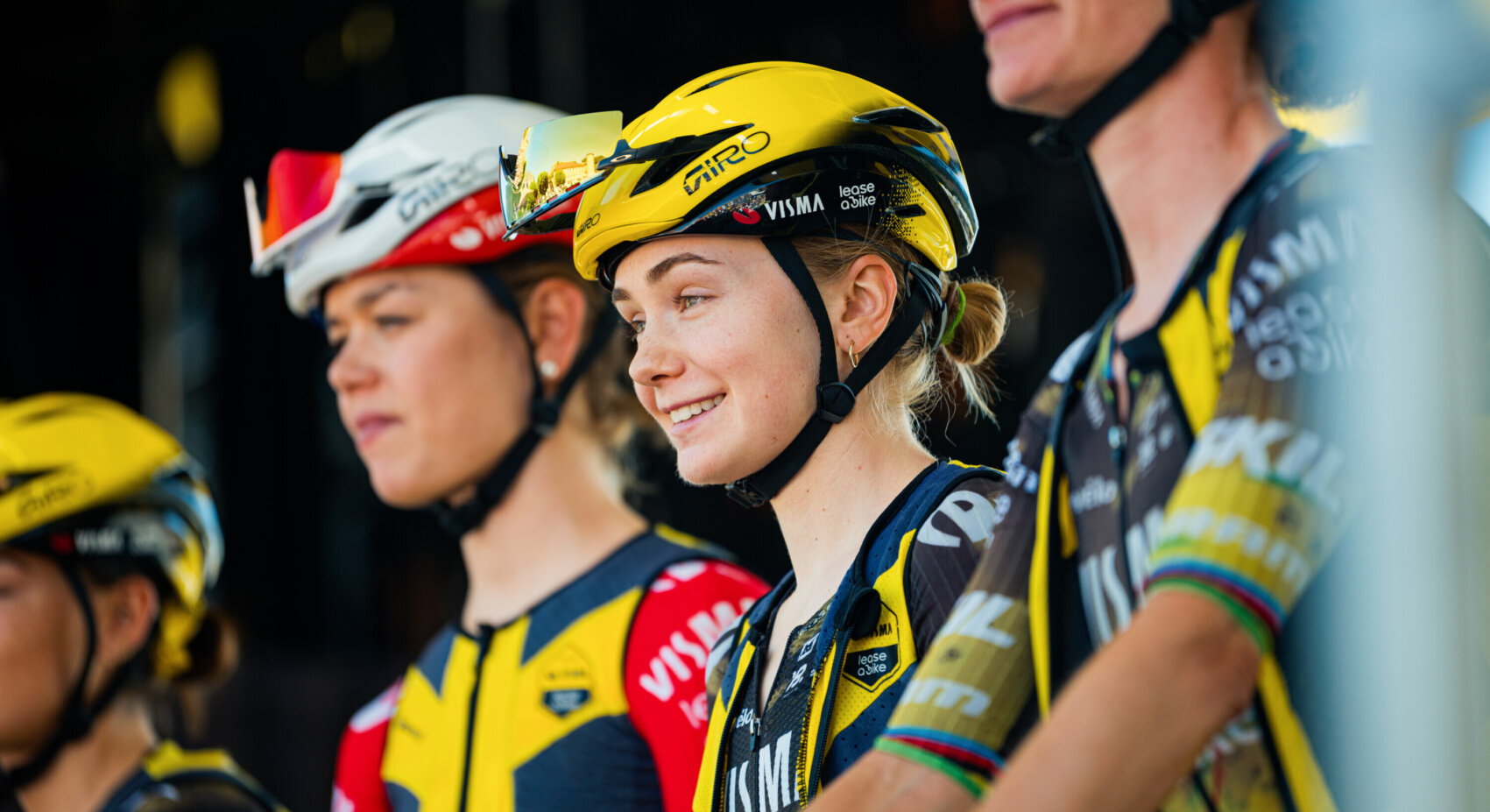 Van Dam takes seventh place after strong performance in tough Tour de France Femmes finale