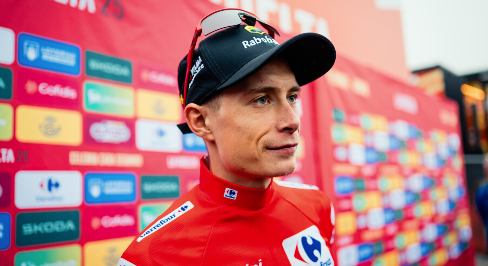 Liveblog Vuelta a España: third place for Vingegaard as he retains leader's jersey	