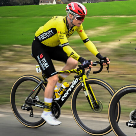 Shop cycling clothing at Team Visma | Lease a Bike official