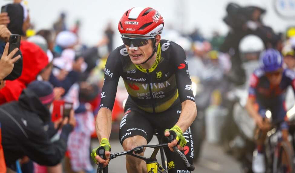 Vingegaard finishes third in queen stage Tour de France