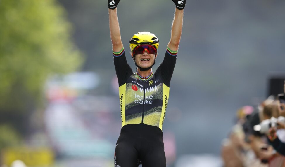 Vos pakt etappezege en eerste gele trui in Tour de France Femmes, Ferrand-Prévot derde